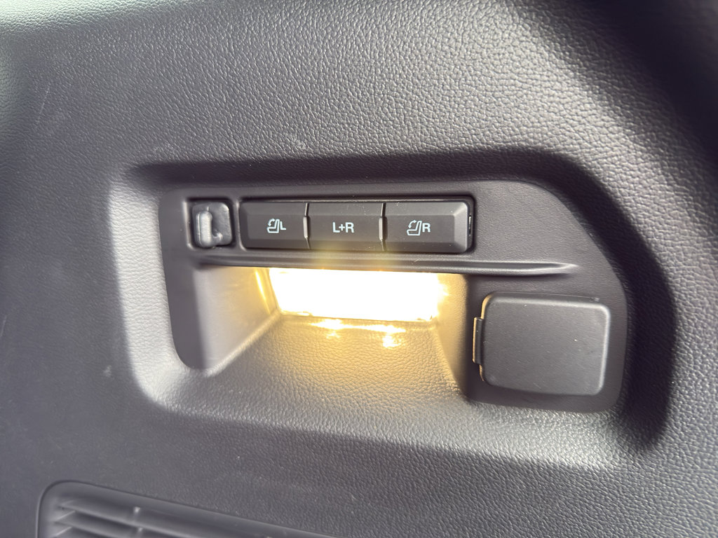 New 2026 Ford Explorer Platinum w/ LUX Leather Package image 28