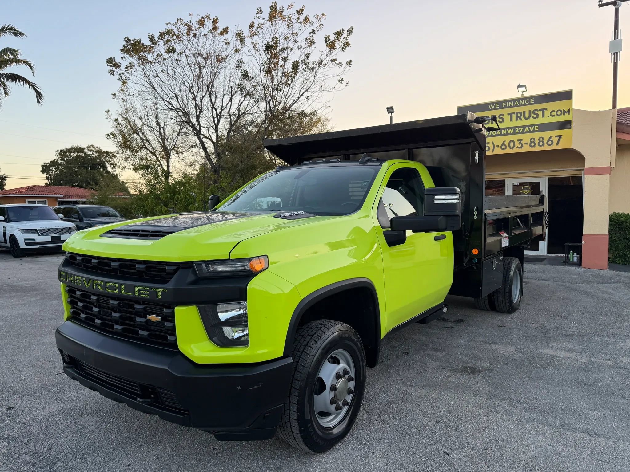 Used 2022 Chevrolet Silverado 3500 W/T w/ WT Convenience Package AWD/4WD image 2