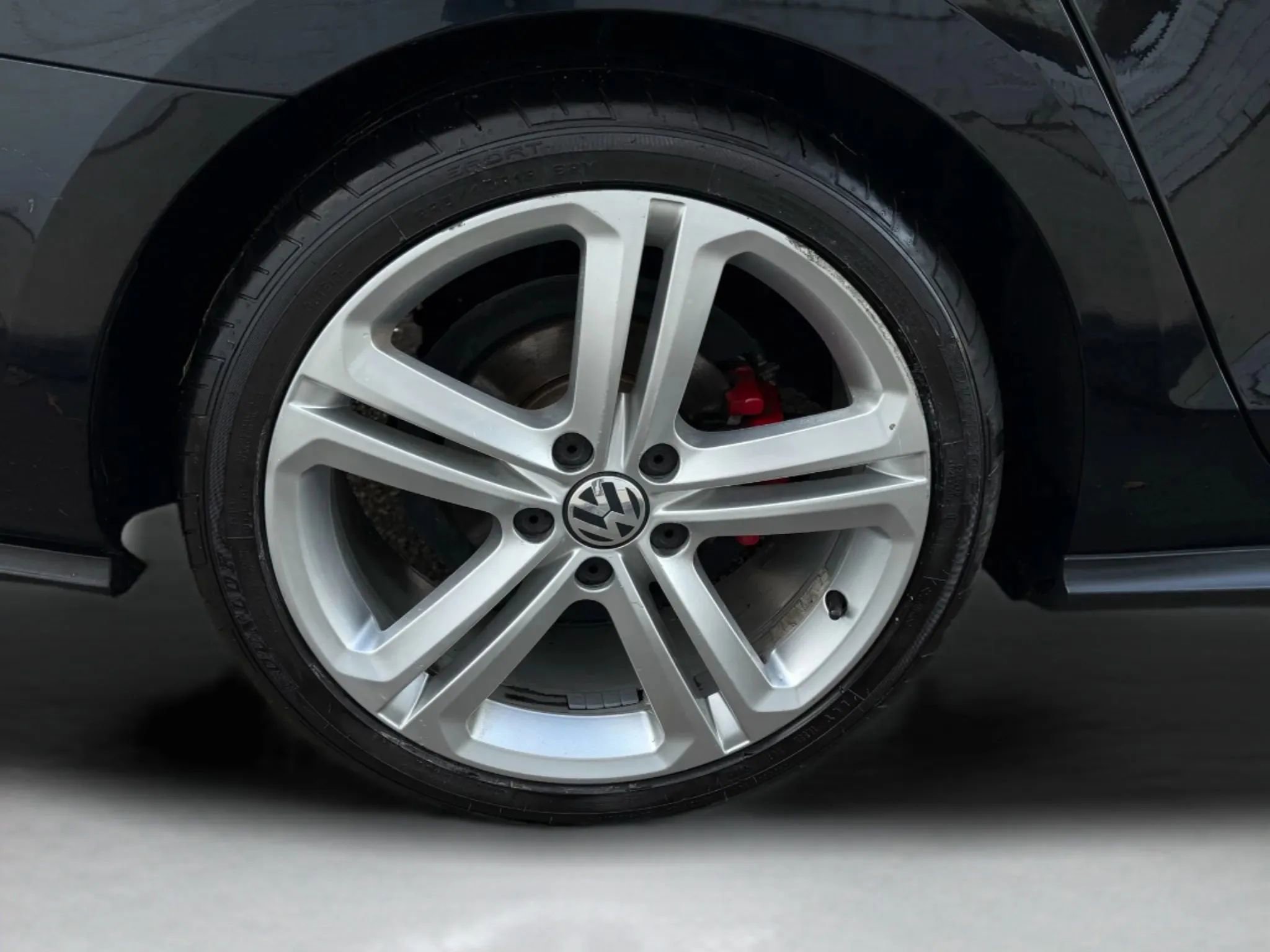 Used 2016 Volkswagen Jetta GLI SEL FWD image 42