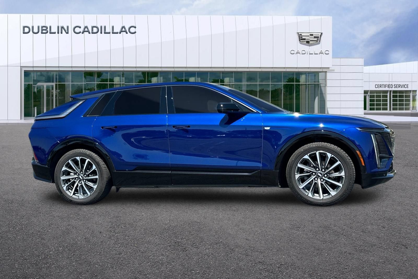 Certified 2024 Cadillac Lyriq Sport w/ LPO, Floor Liner Package RWD image 3