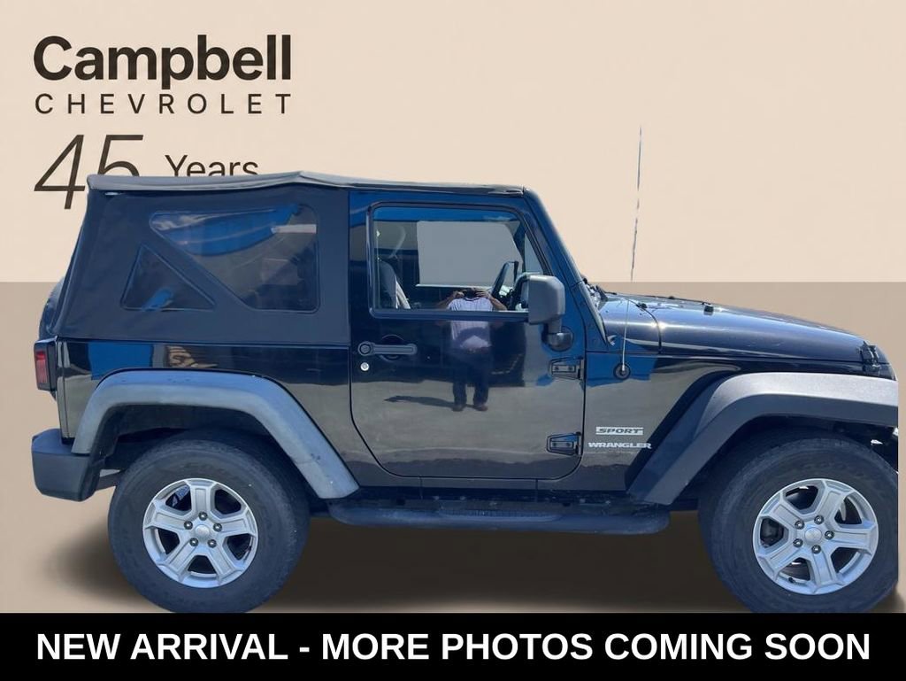 Used 2013 Jeep Wrangler Sport AWD/4WD image 6