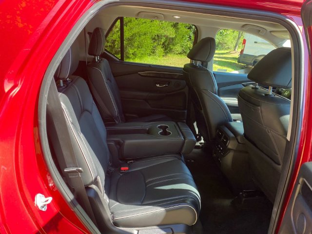 Used 2023 Honda Pilot Elite image 34