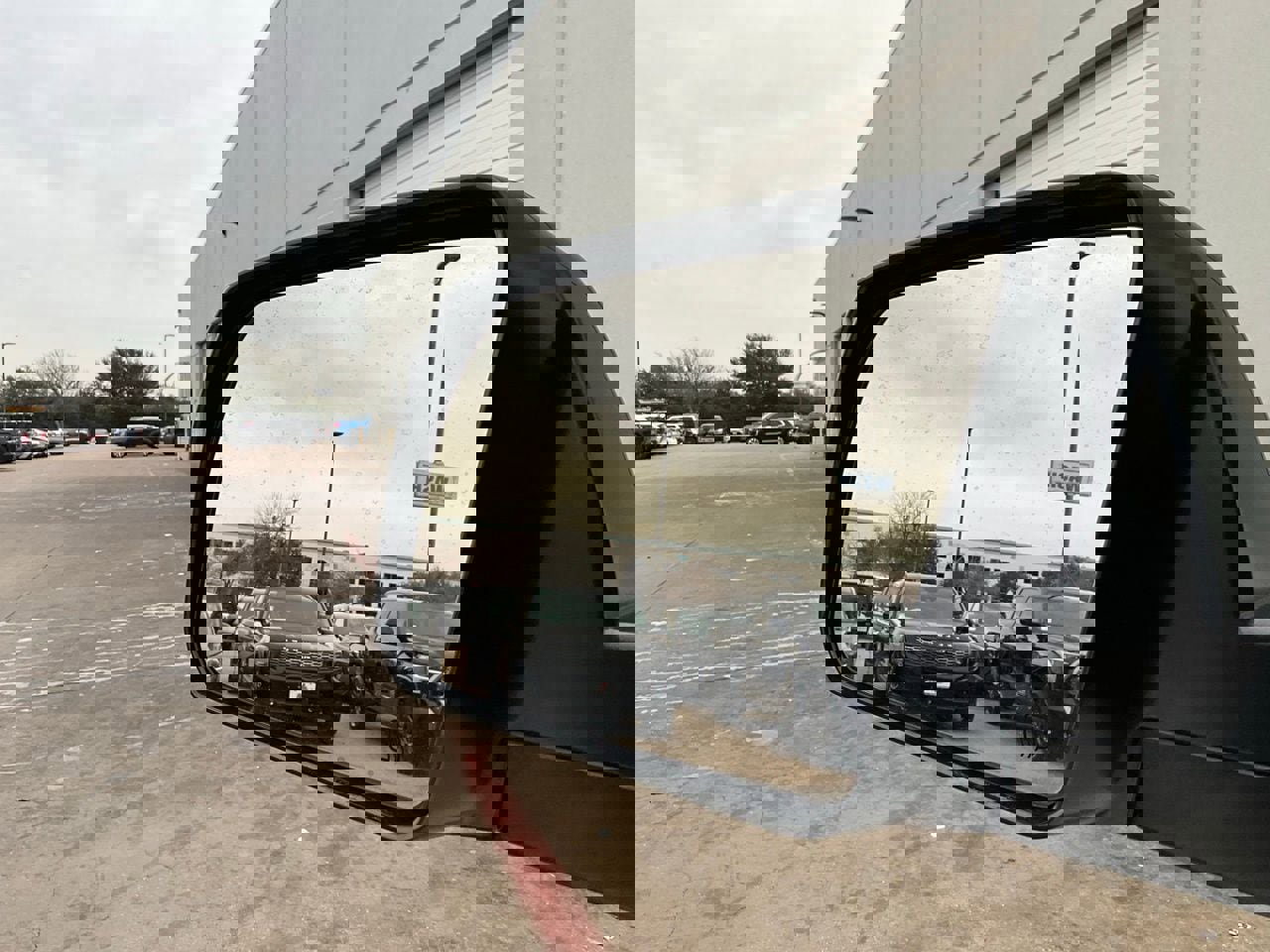 Used 2017 Toyota Tundra SR5 image 19