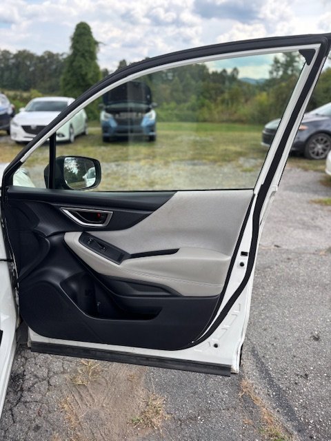Used 2022 Subaru Forester 2.5i AWD/4WD image 13