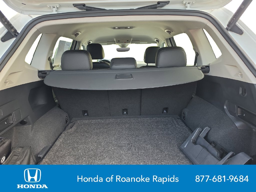 Used 2022 Volkswagen Tiguan SE AWD/4WD image 19