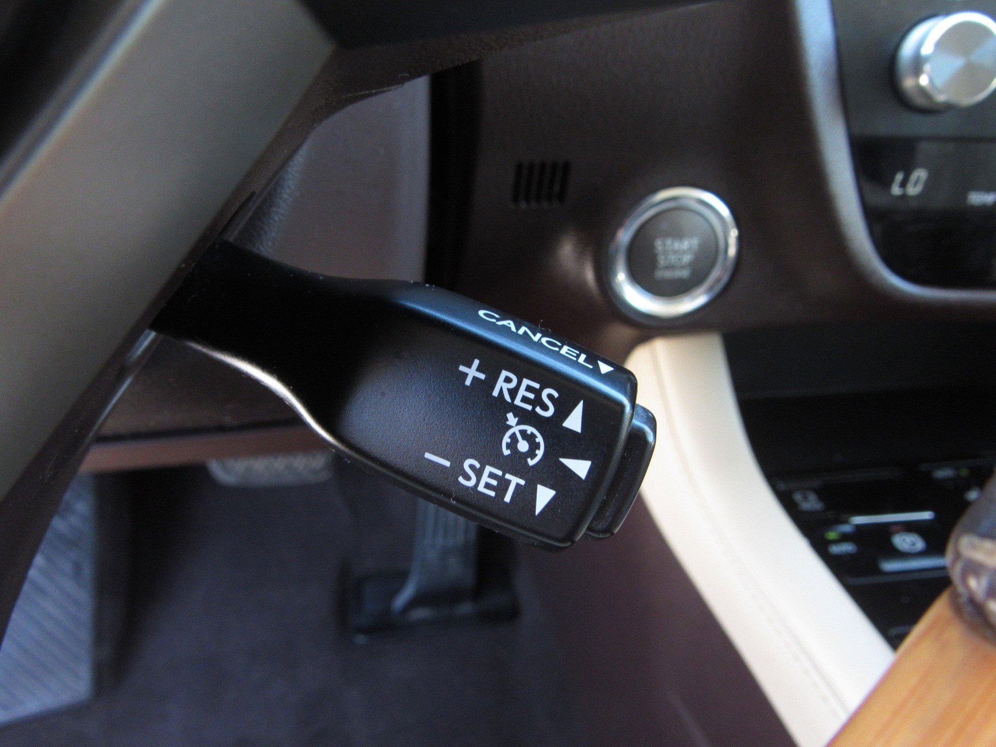 Used 2016 Lexus RX 350 FWD w/ Premium Package image 29