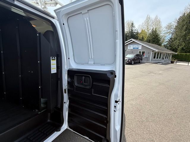 Used 2021 Chevrolet Express 2500 w/ Driver Convenience Package RWD image 27