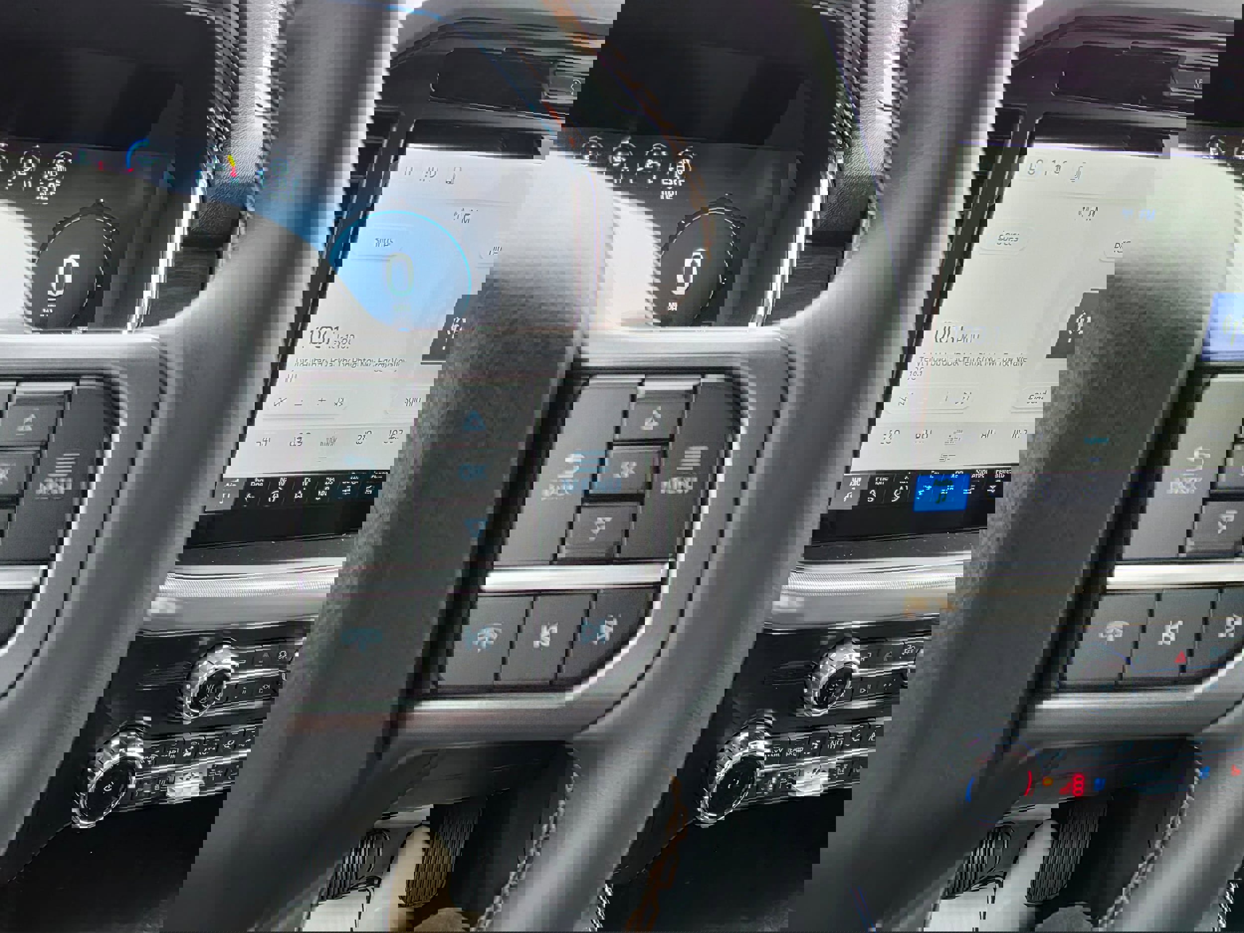 New 2026 Ford F150 Lariat w/ Equipment Group 502A High image 17