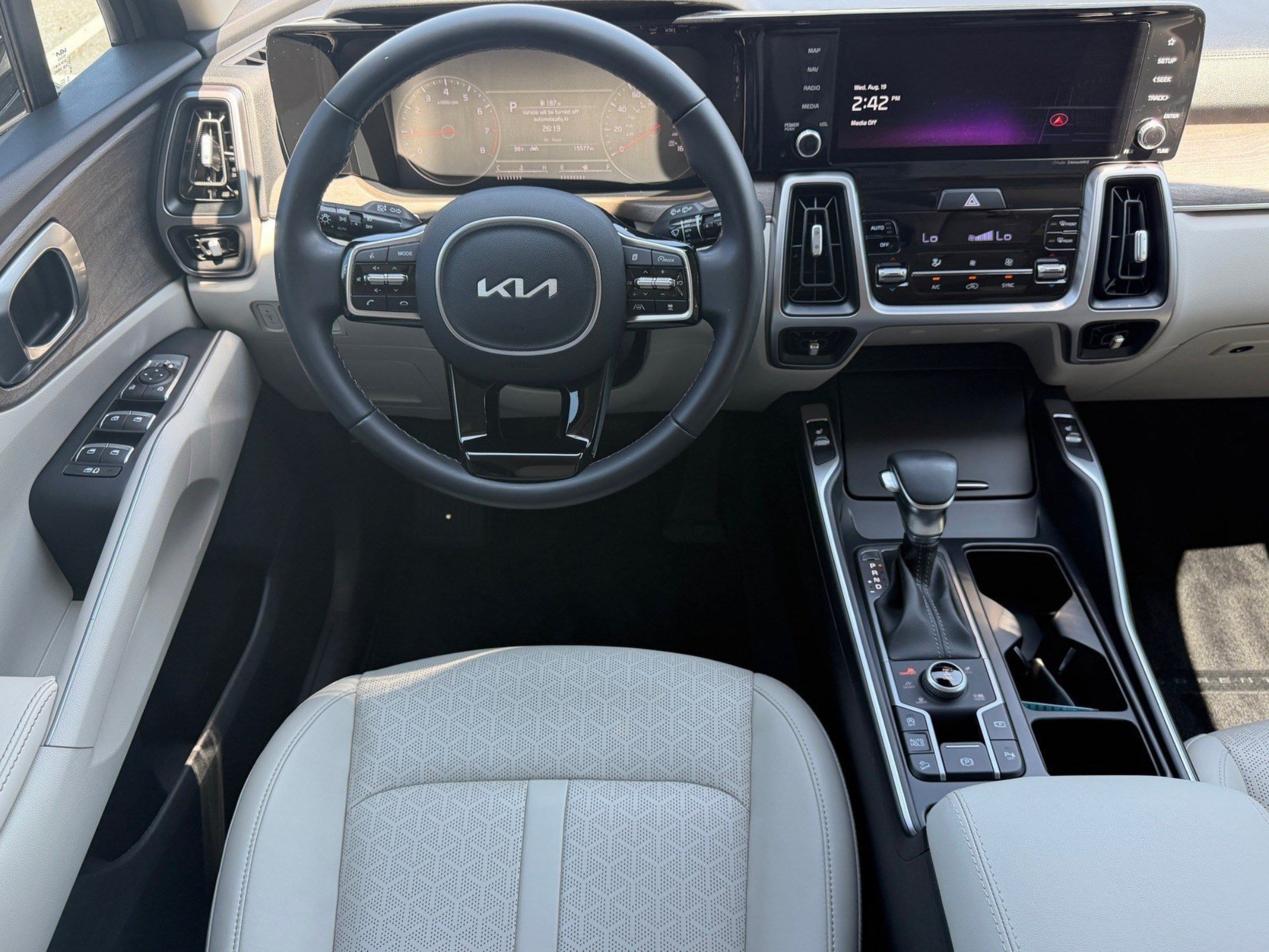 Certified 2023 Kia Sorento X-Line EX AWD/4WD image 18