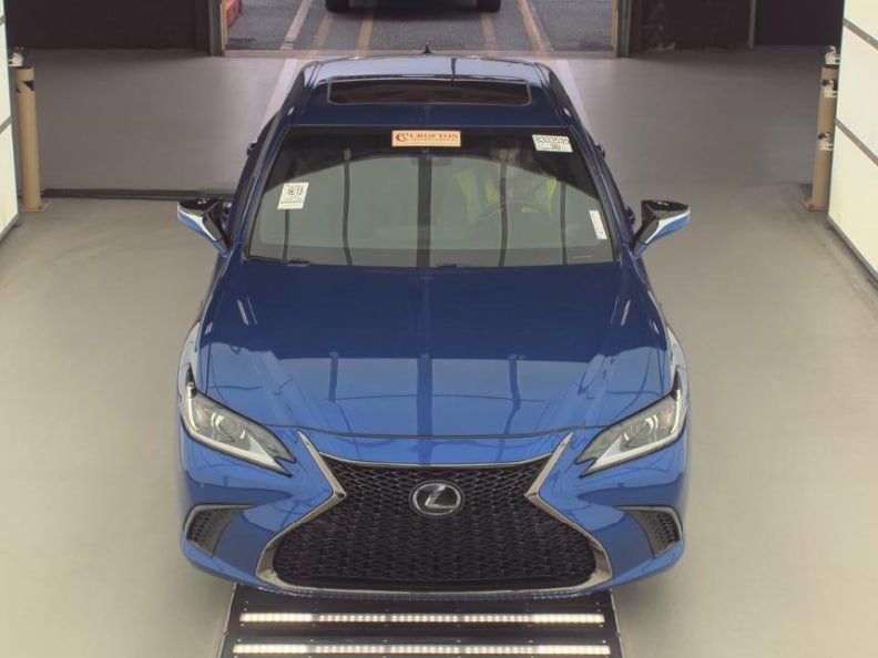Used 2020 Lexus ES 350 F Sport w/ Accessory Package 2 FWD image 2