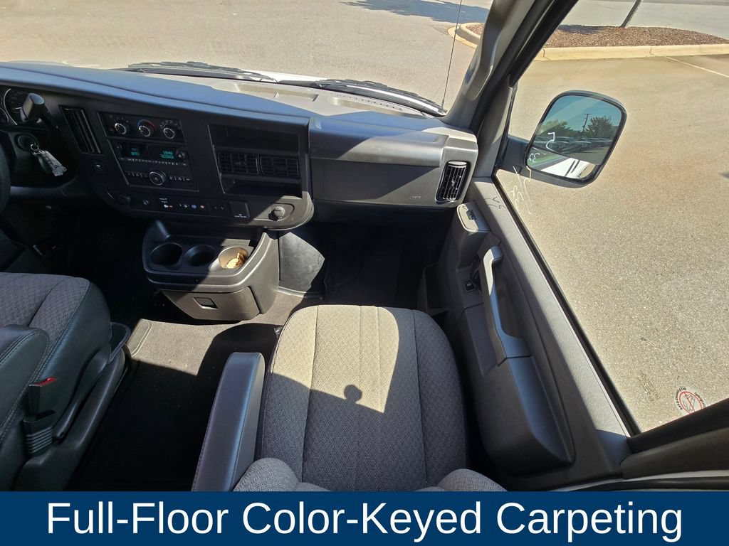 Used 2023 Chevrolet Express 3500 LT w/ LT Preferred Equipment Group RWD image 17