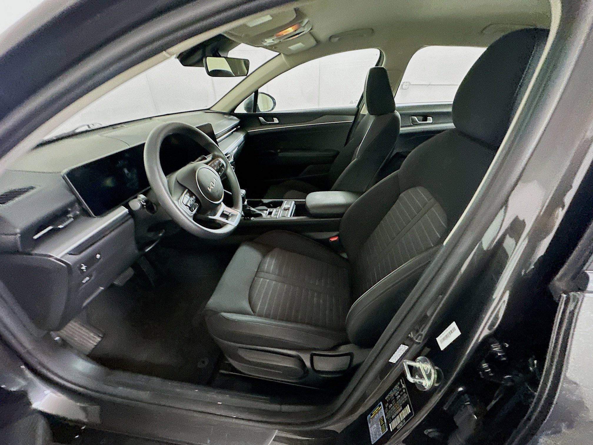 Used 2025 Kia K5 LXS image 13