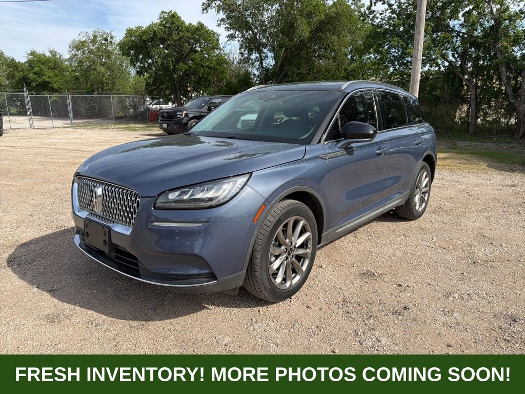 Used 2022 Lincoln Corsair FWD w/ Premium Package image 3