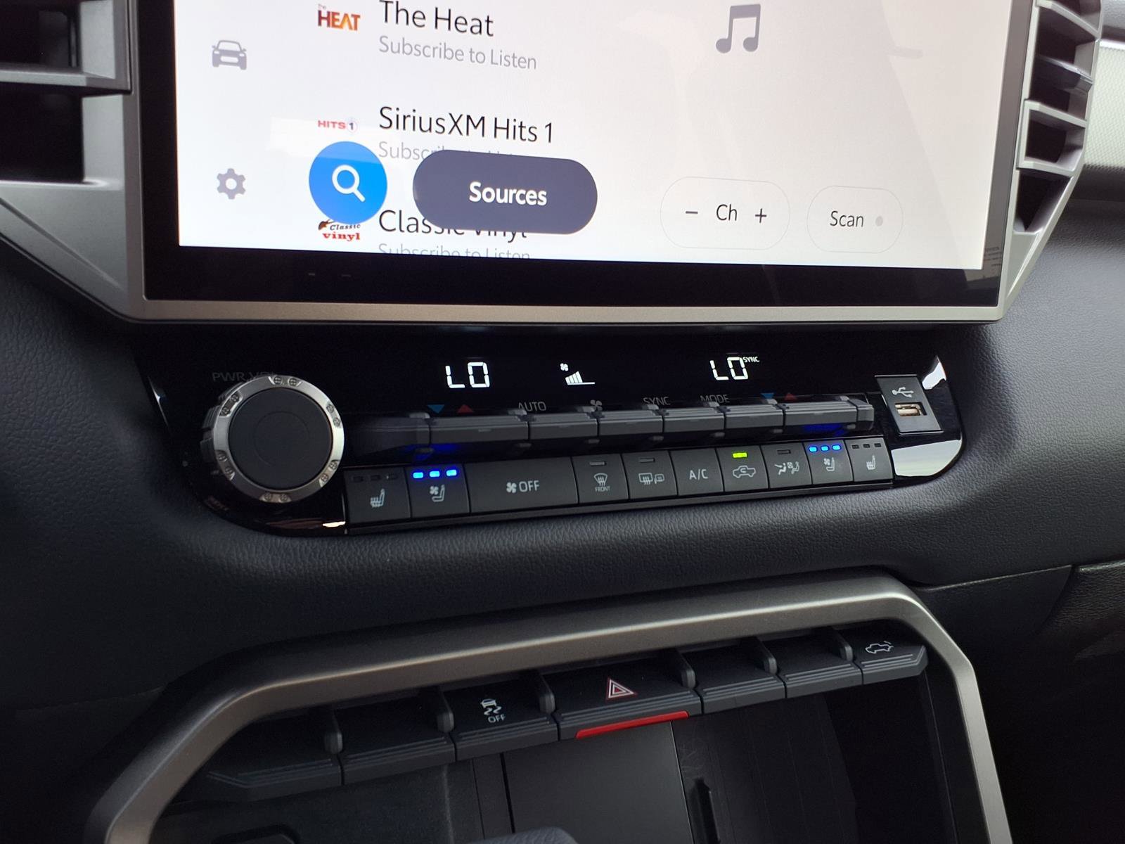 Certified 2026 Toyota Tundra Limited w/ Power Package image 18