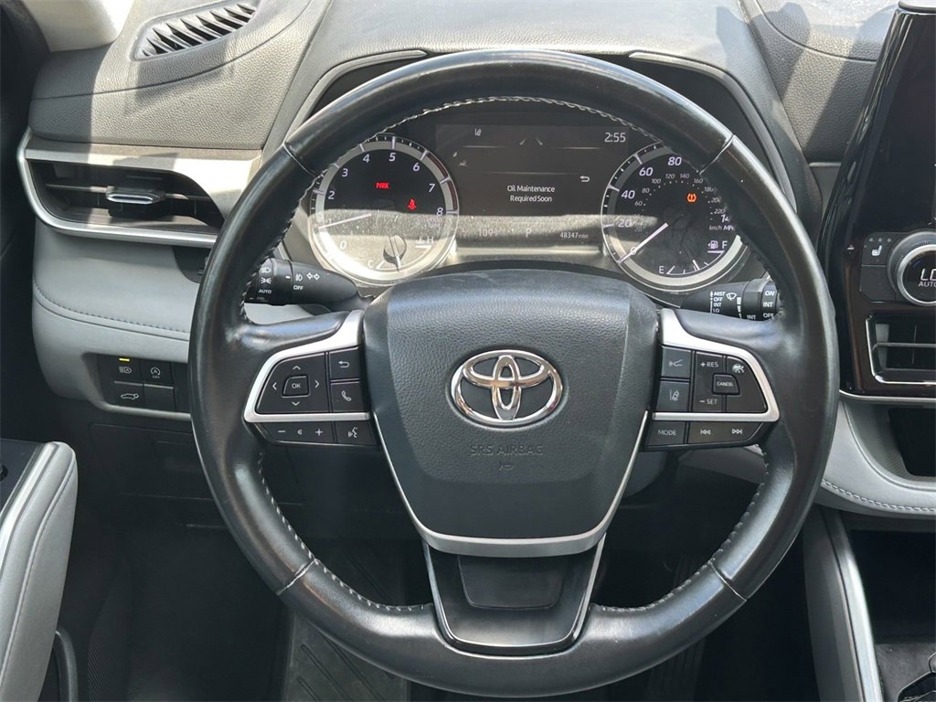 Certified 2023 Toyota Highlander XLE image 31