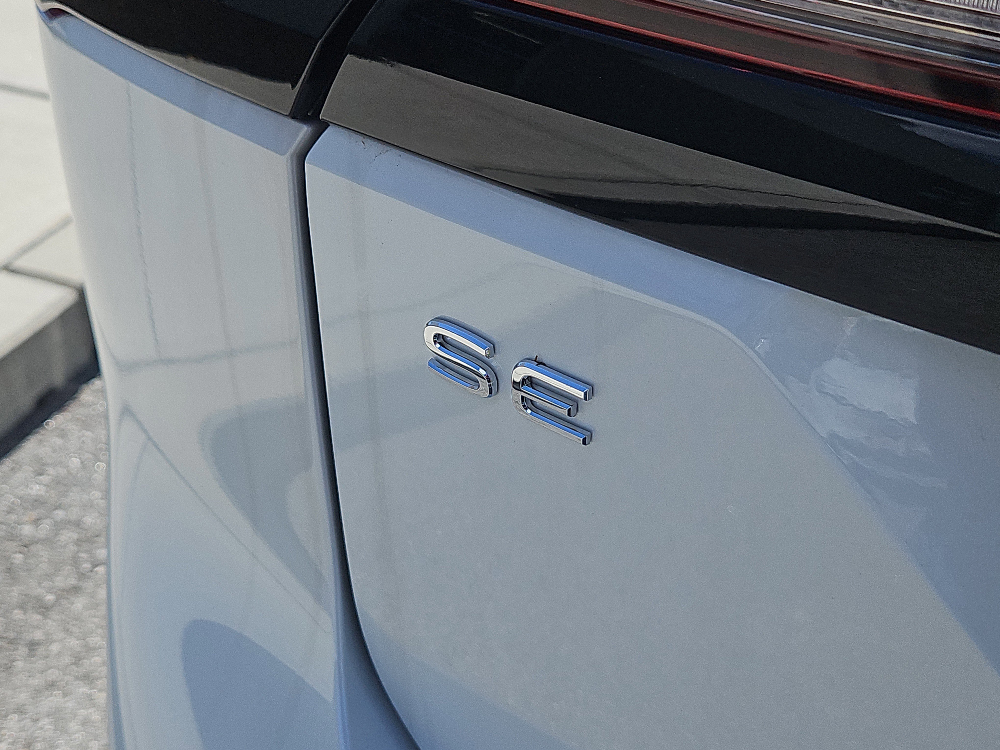 New 2026 Volkswagen Atlas Peak Edition AWD/4WD image 4