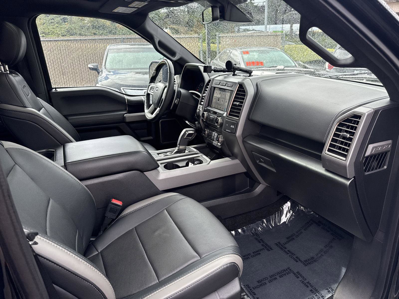 Used 2018 Ford F150 Raptor w/ Equipment Group 802A Luxury image 19