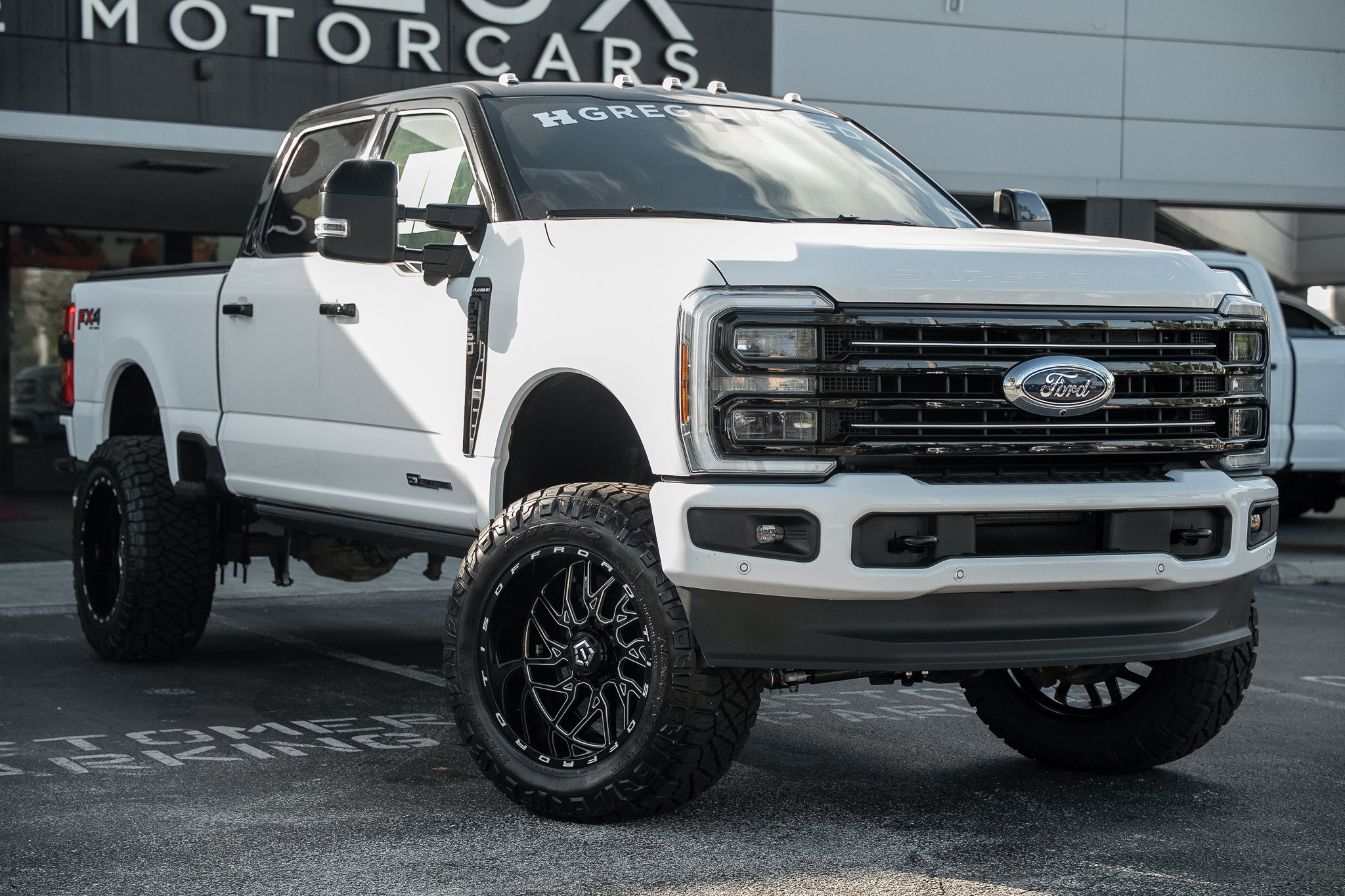 Used 2025 Ford F250 Platinum AWD/4WD image 1