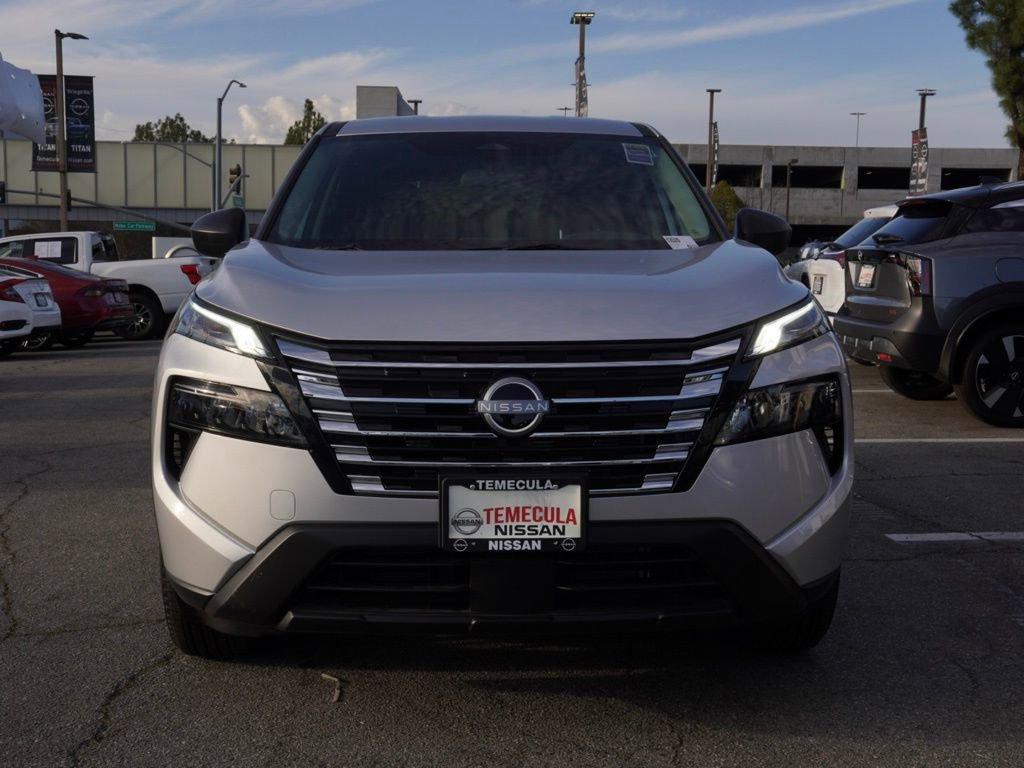 New 2025 Nissan Rogue S image 6