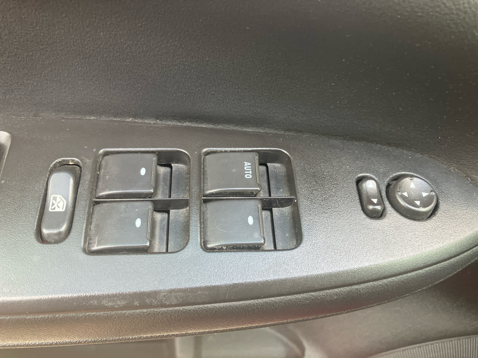 Used 2007 Chevrolet Impala LT FWD image 13