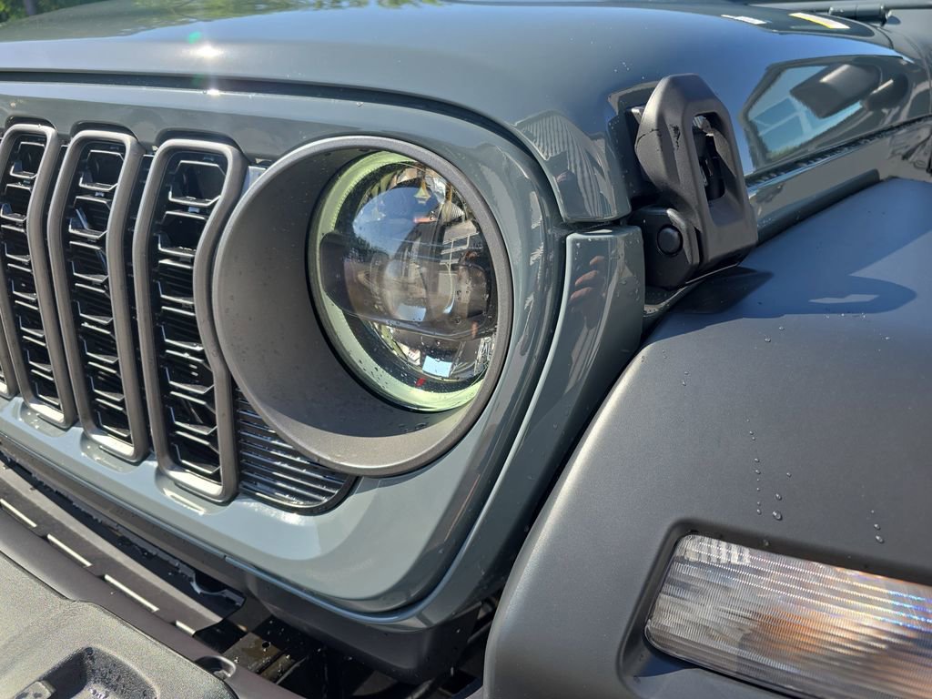 New 2026 Jeep Wrangler Unlimited Sport AWD/4WD image 30