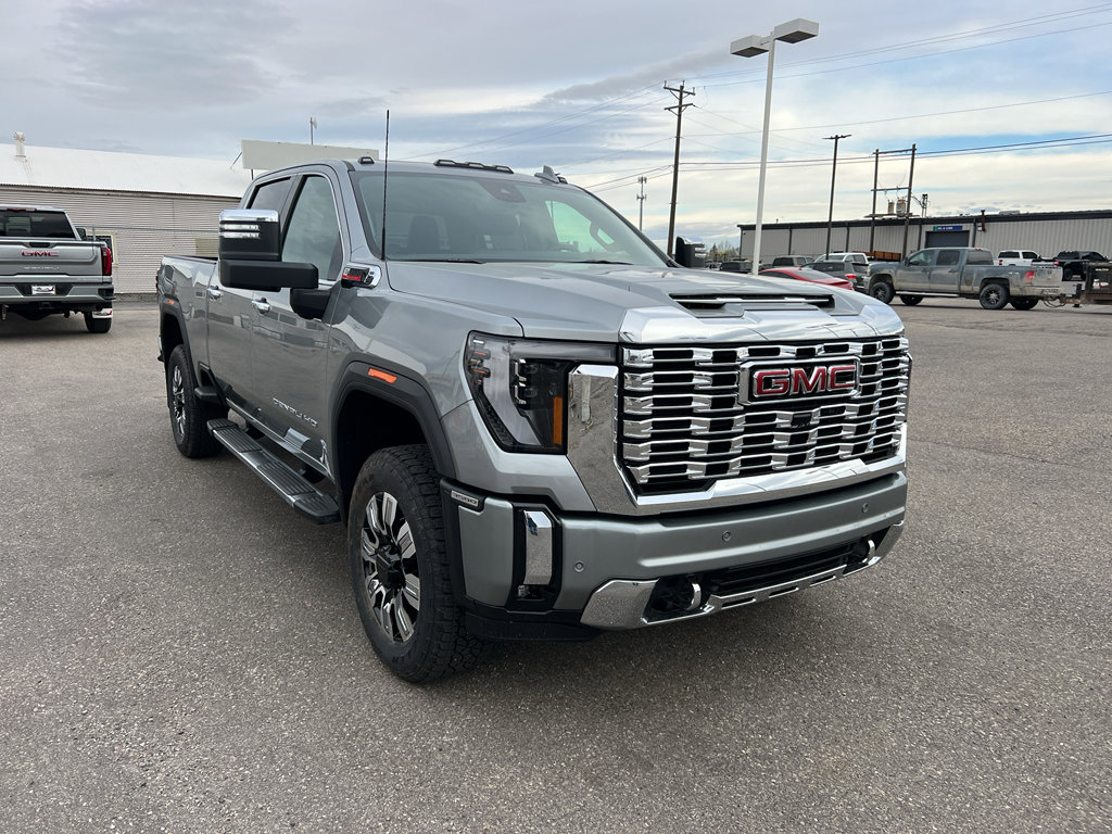 New 2026 GMC Sierra 3500 Denali w/ Denali Reserve Package image 7