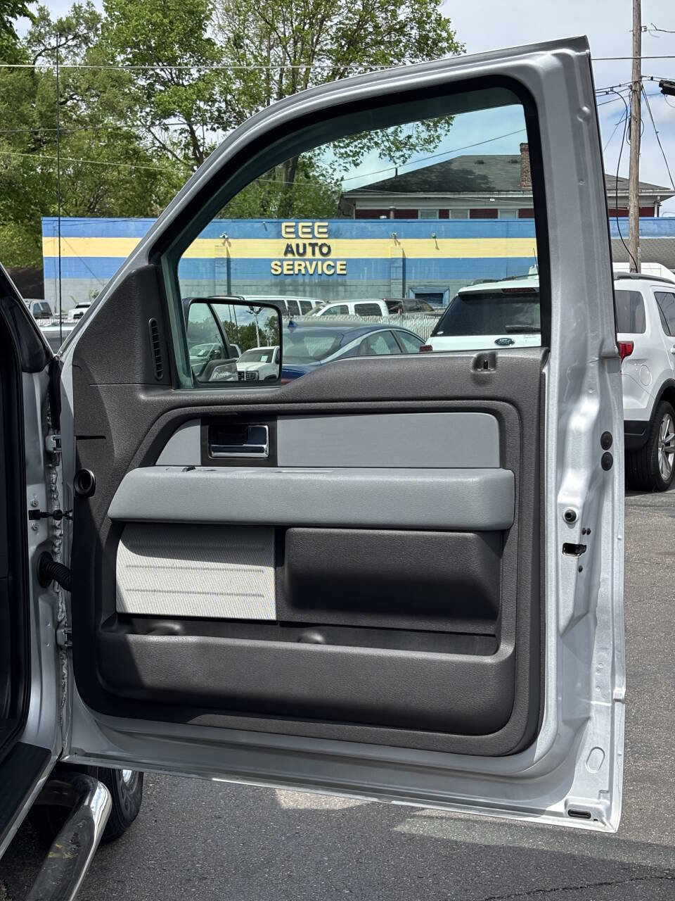 Used 2013 Ford F150 XL w/ Mid Equipment Group RWD image 13