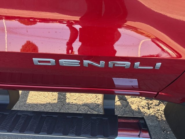 Certified 2024 GMC Canyon Denali image 16