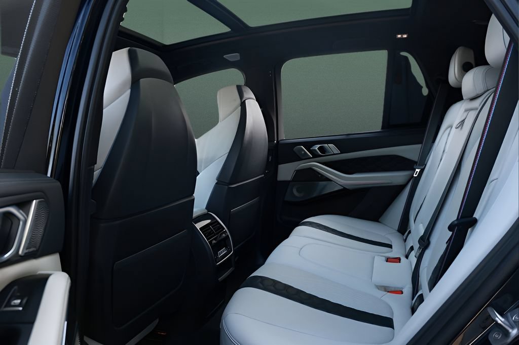 Used 2020 BMW X5 M Competition w/ Executive Package AWD/4WD image 19