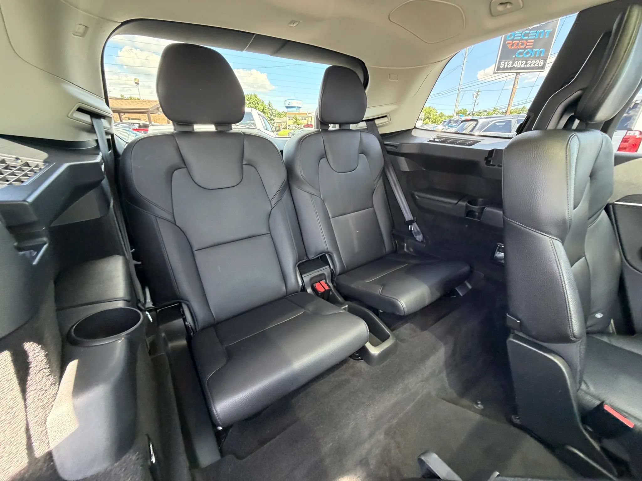 Used 2020 Volvo XC90 T6 Momentum w/ Protection Package AWD/4WD image 14