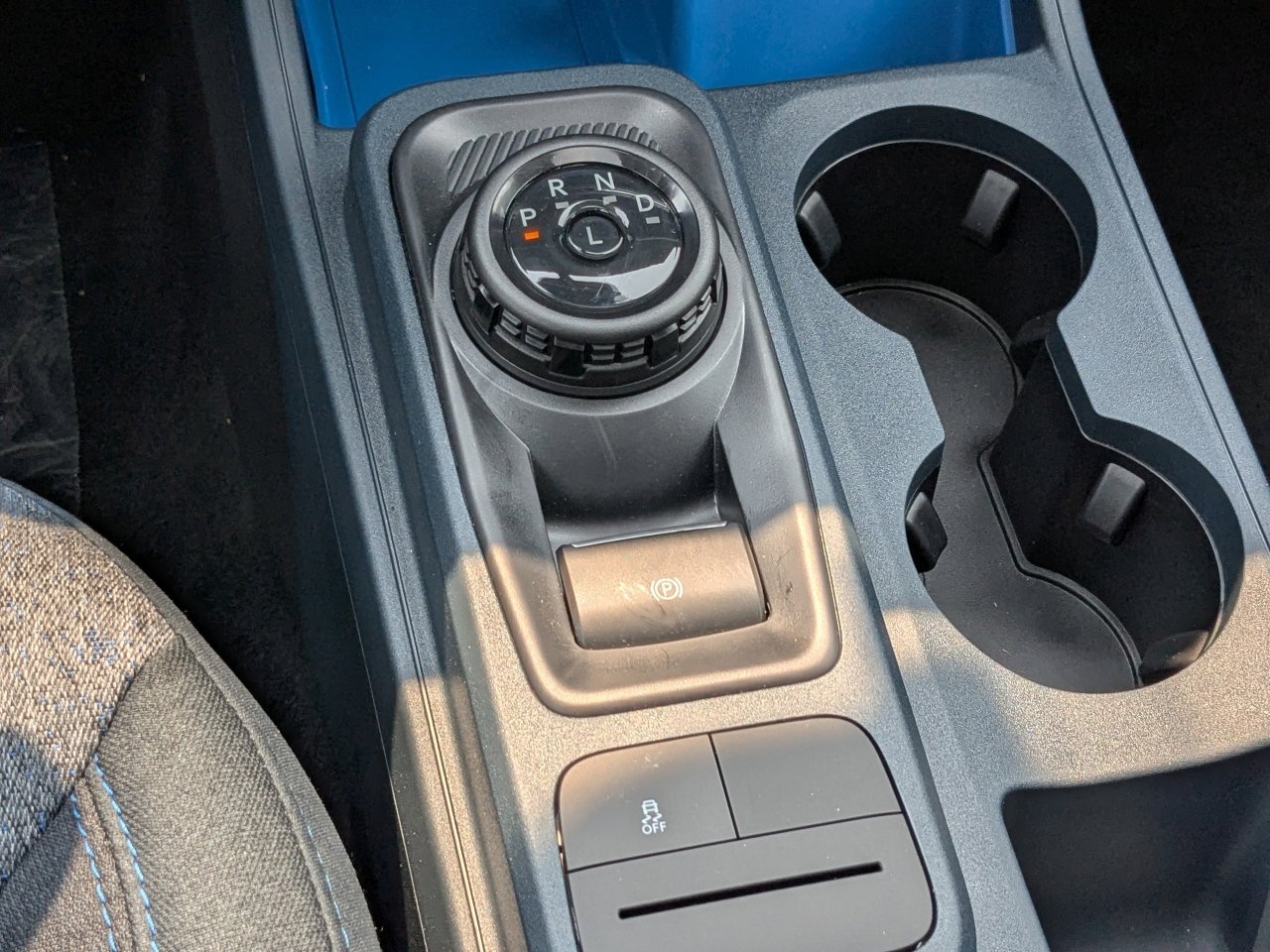 New 2025 Ford Maverick XLT w/ XLT Luxury Package image 18