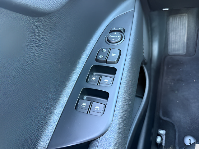 Used 2023 Kia Rio LX FWD image 17