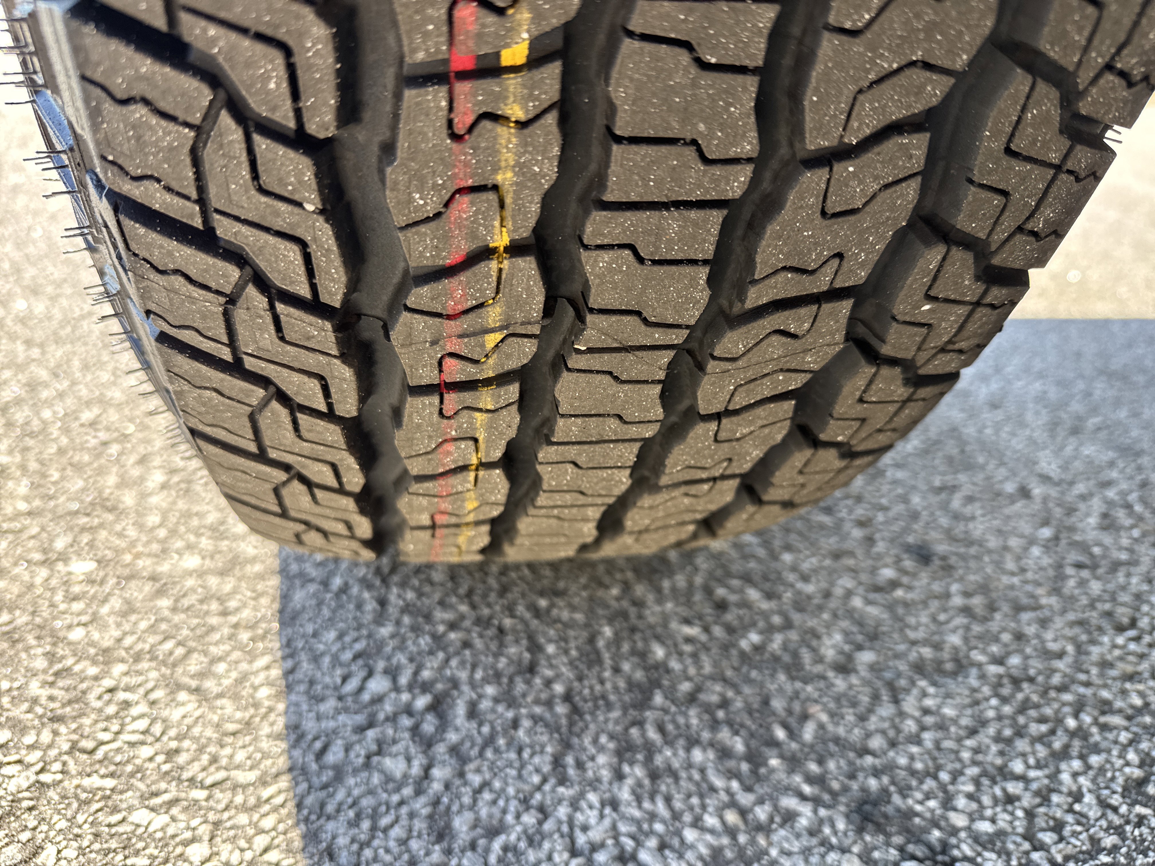 New 2026 GMC Canyon Elevation w/ Convenience Package image 12