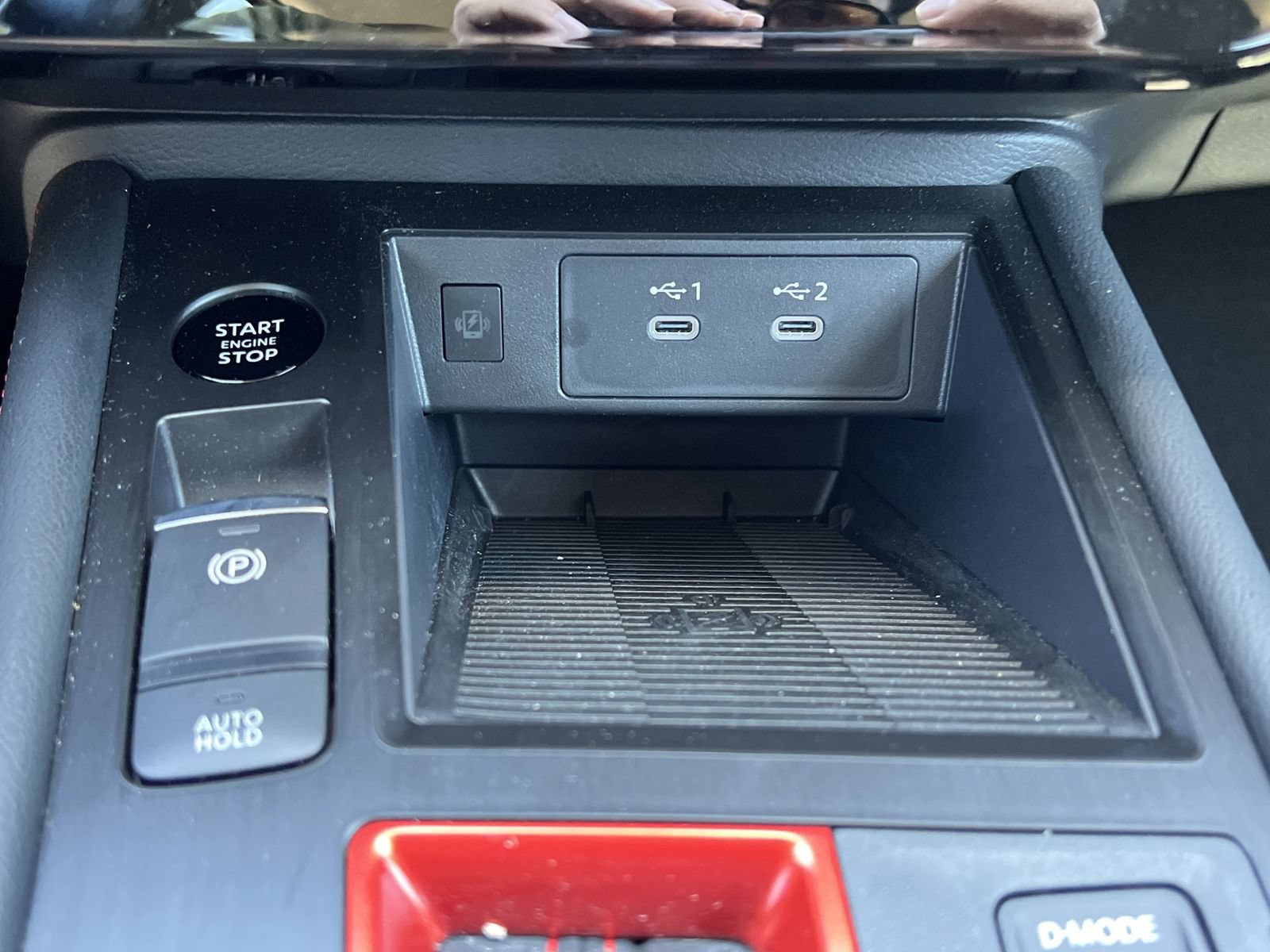 Certified 2025 Nissan Kicks SR AWD/4WD image 6