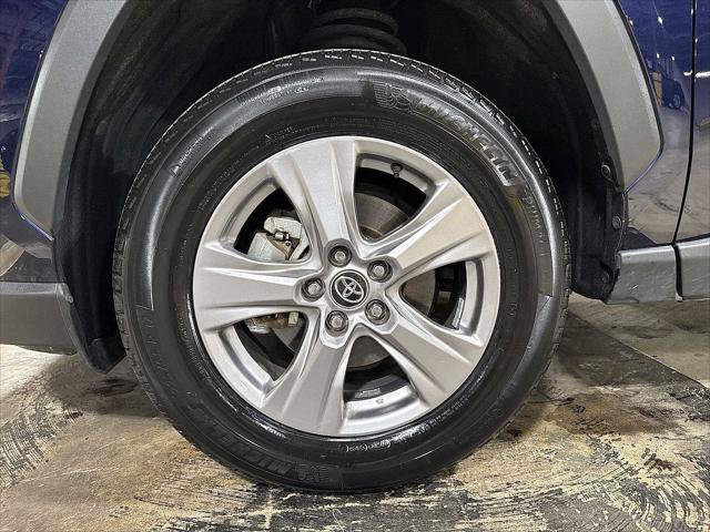 Certified 2025 Toyota RAV4 XLE AWD/4WD image 10