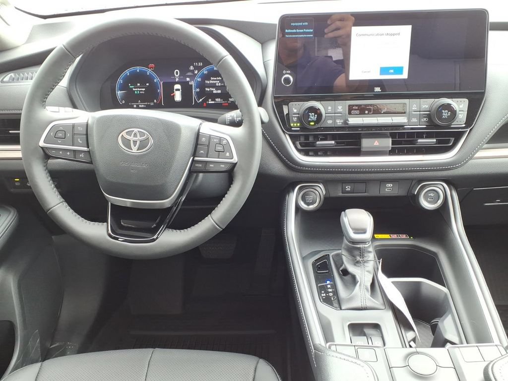 New 2026 Toyota Grand Highlander FWD image 8