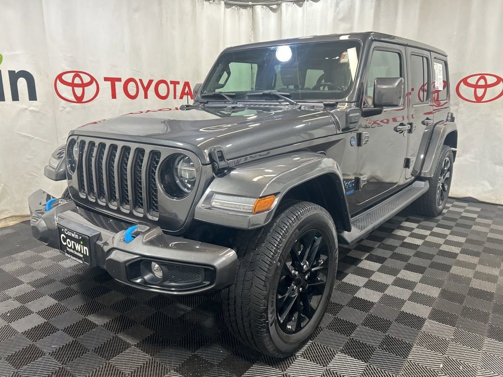 Used 2021 Jeep Wrangler Unlimited Sahara image 3