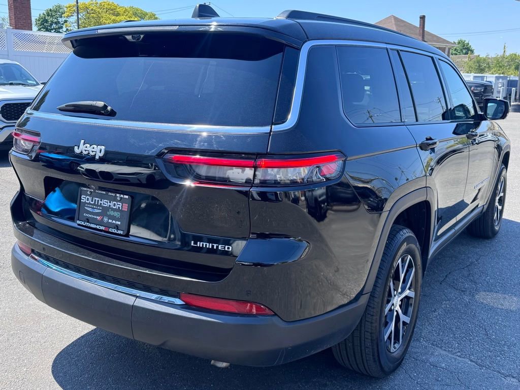 Used 2024 Jeep Grand Cherokee L Limited w/ Luxury Tech Group II AWD/4WD image 7