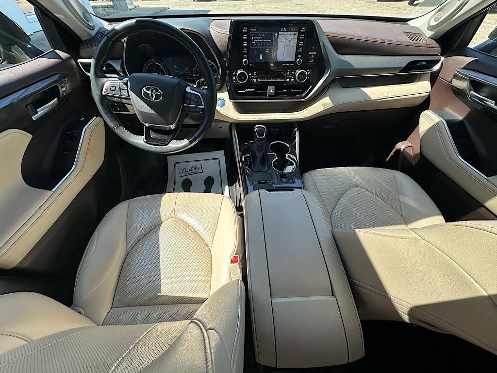 Used 2020 Toyota Highlander Limited AWD/4WD image 22