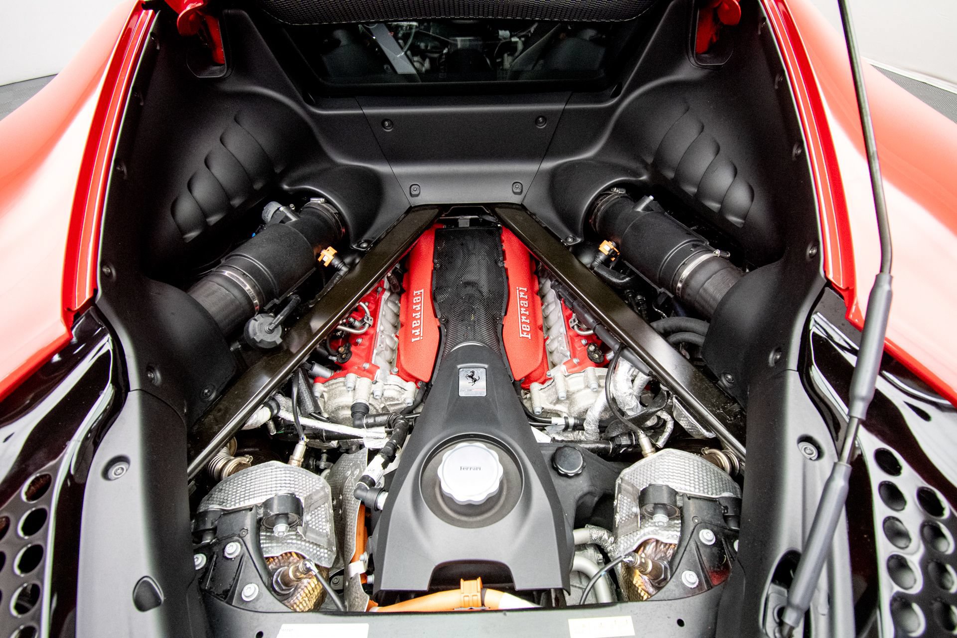 Used 2022 Ferrari SF90 Stradale AWD/4WD image 27