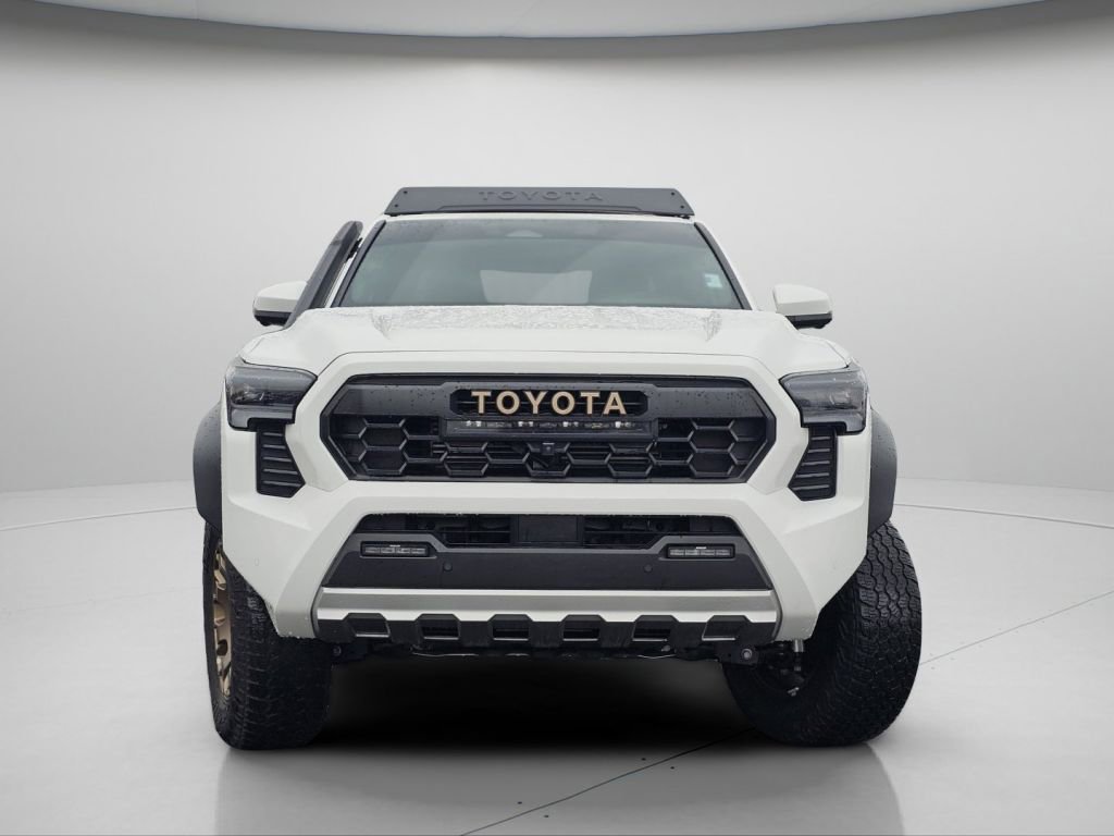 Certified 2024 Toyota Tacoma Trailhunter image 3