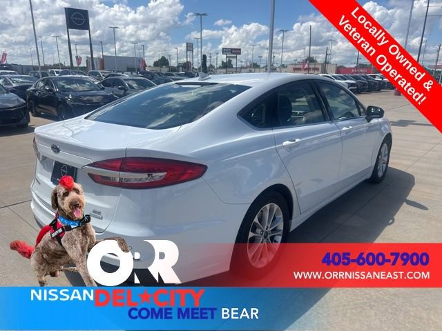 Used 2019 Ford Fusion SE FWD image 5