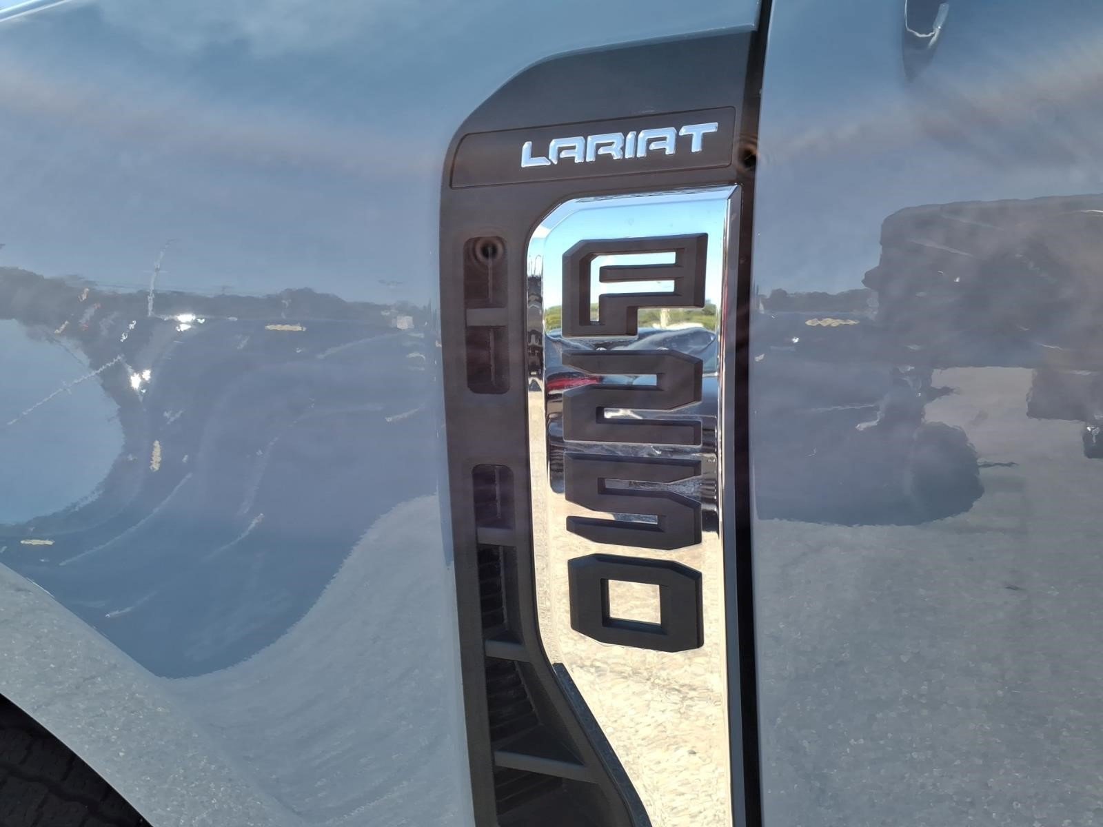 Certified 2024 Ford F250 Lariat w/ Chrome Package AWD/4WD image 9