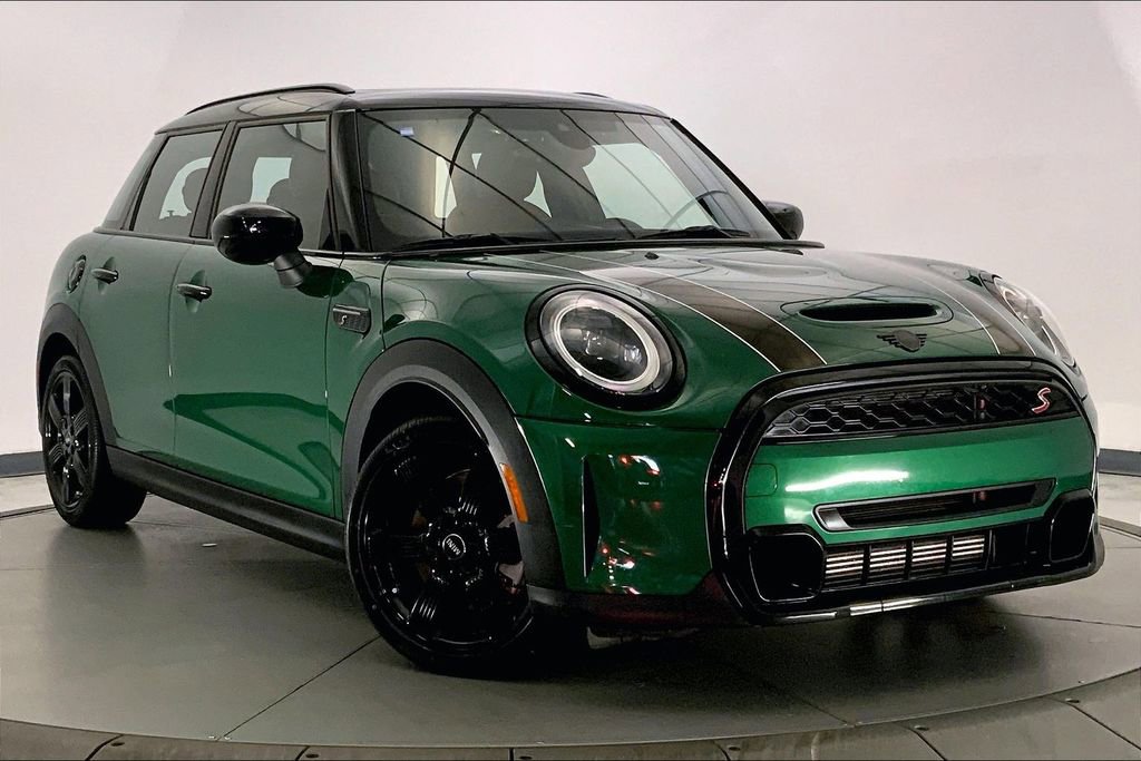 Certified 2023 MINI Cooper S w/ Signature Upholstery Package image 33