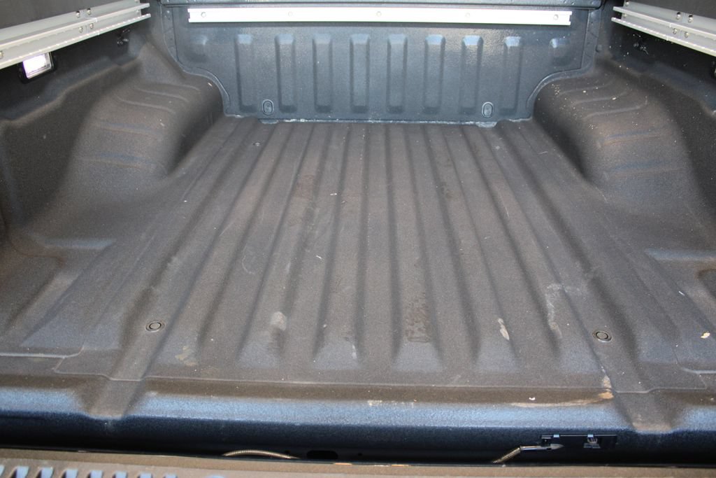 Used 2025 Nissan Frontier PRO-4X w/ Pro Convenience Package AWD/4WD image 15
