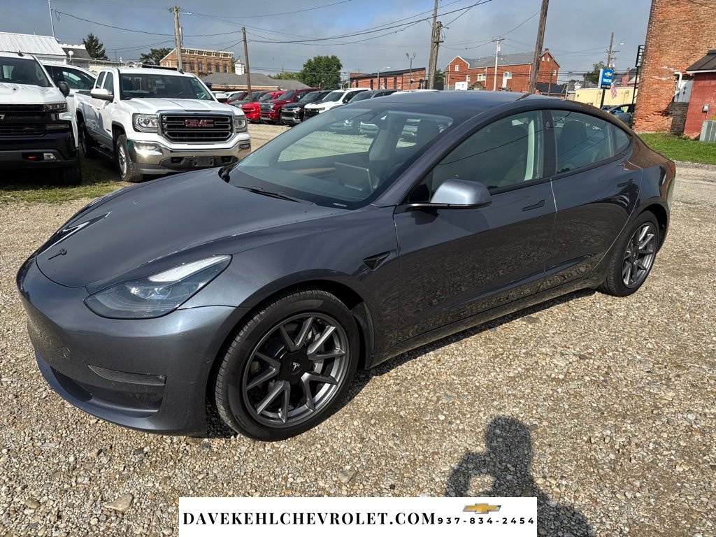 Used 2022 Tesla Model 3 Long Range AWD/4WD image 1