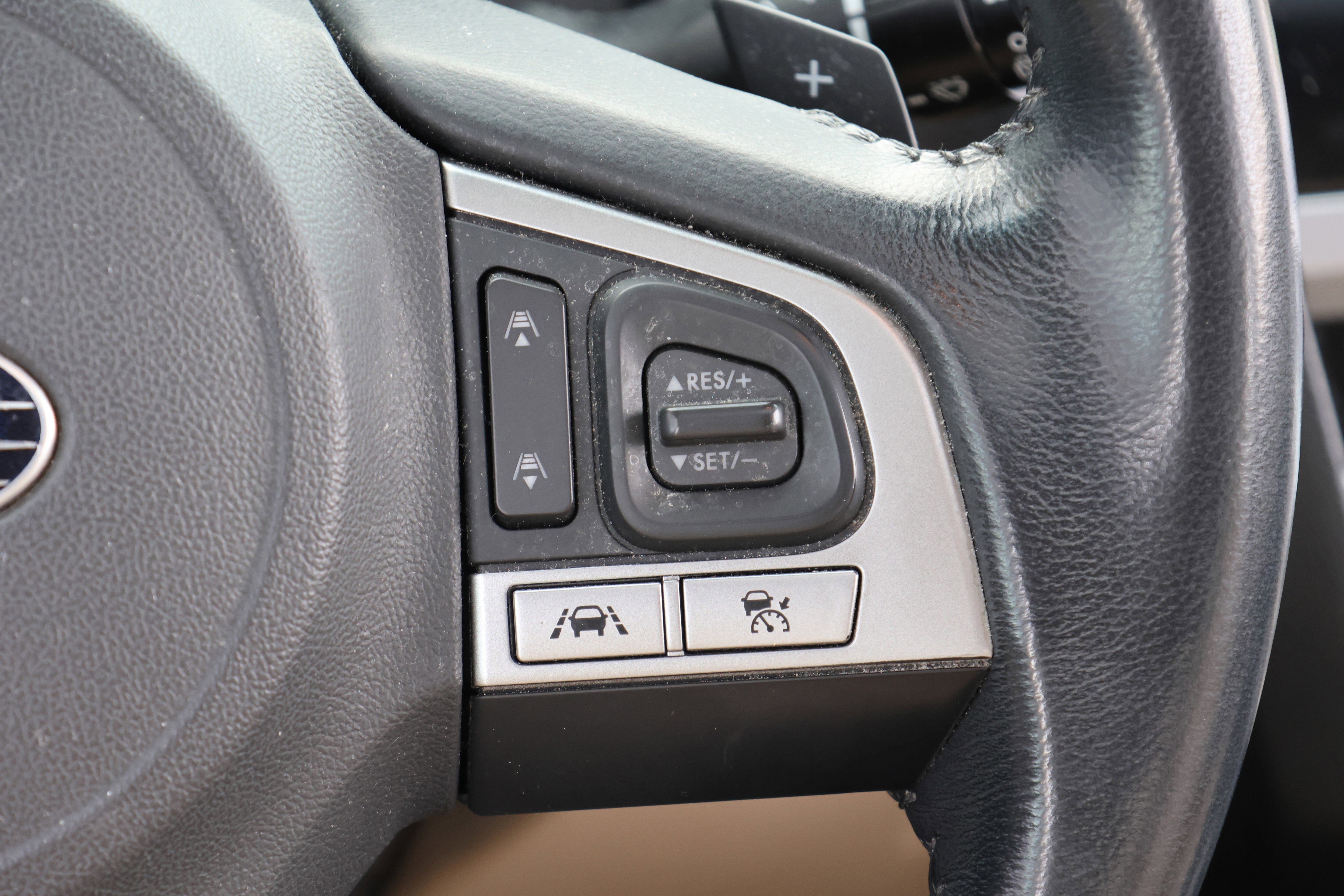 Used 2016 Subaru Outback 3.6R Limited image 22