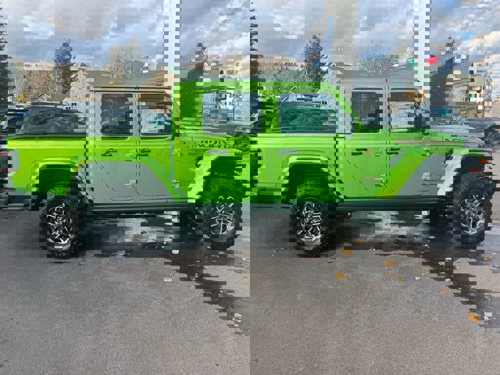 New 2026 Jeep Gladiator Mojave image 7