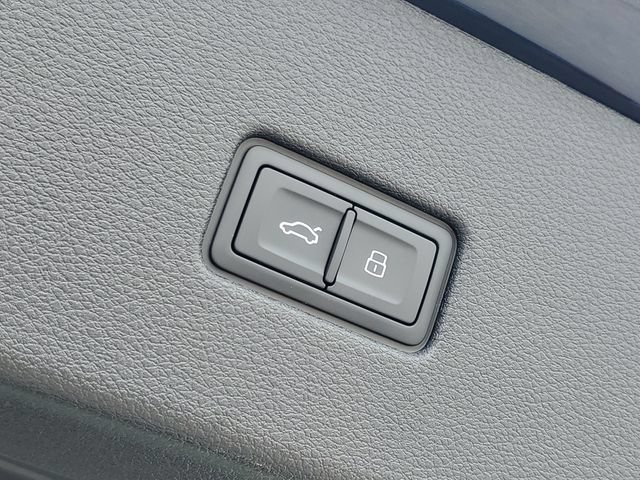 New 2026 Audi Q8 Prestige AWD/4WD image 31