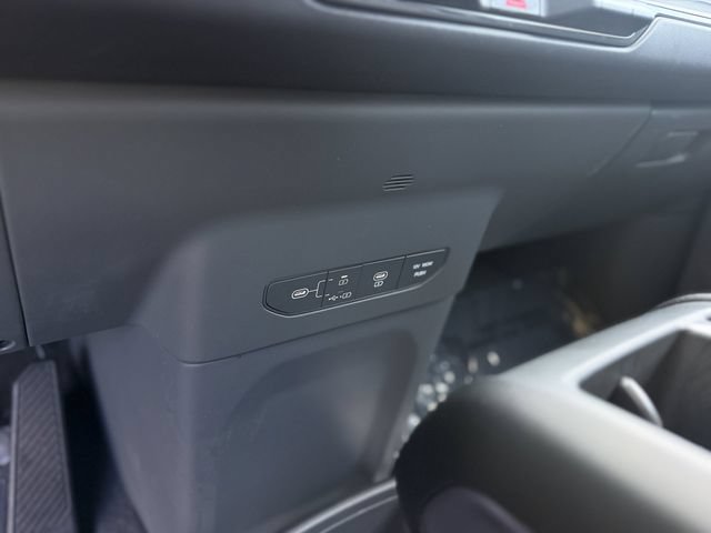 Certified 2026 Kia EV9 Light RWD image 20